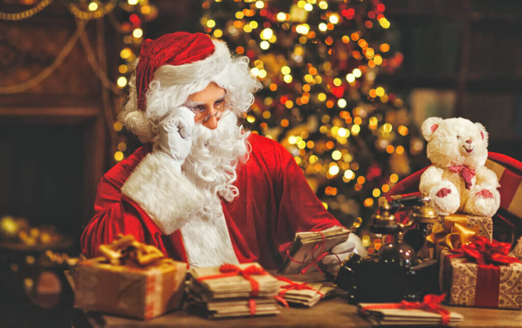 パワーストーンとクリスマス - 魔法の季節が出会うとき｜家族や恋人へのプレゼントに！