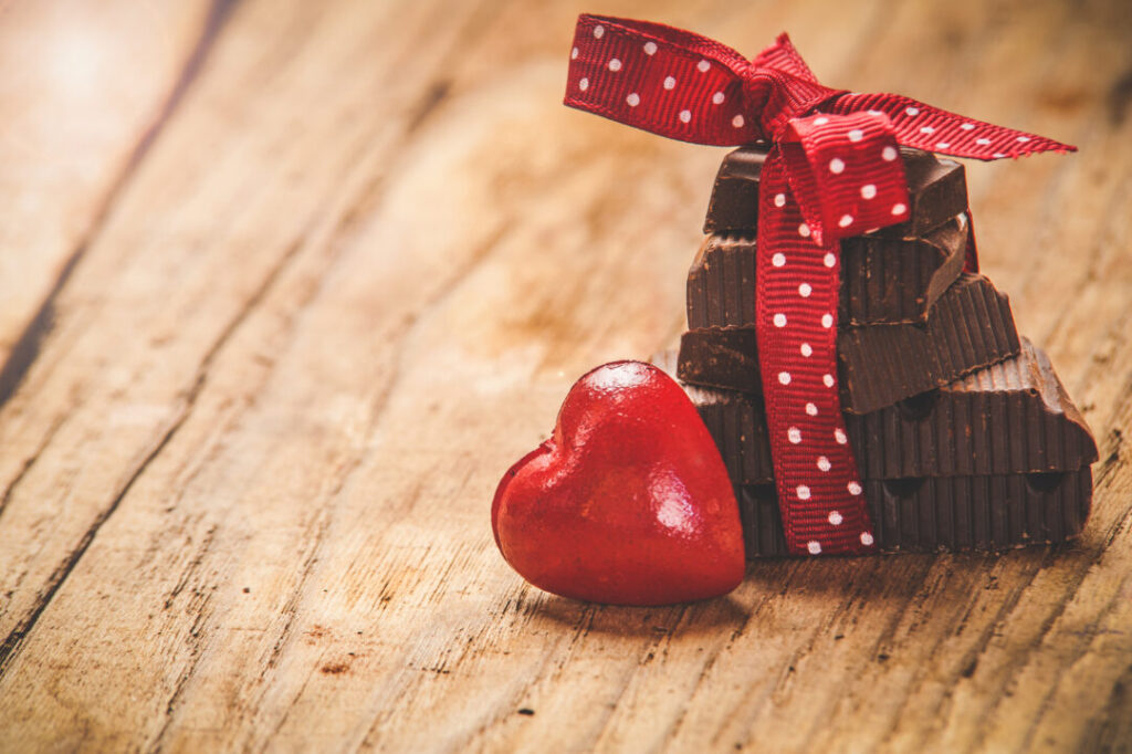 パワーストーンとチョコレート：愛情を込めたメッセージを贈ろう