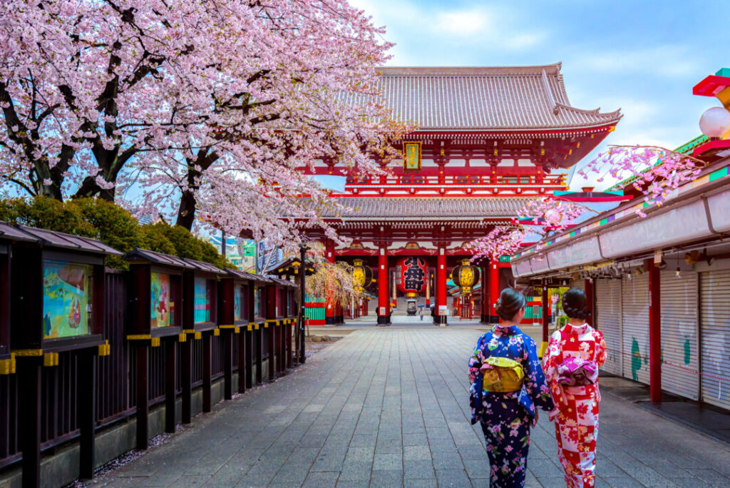 お寺や神社で参拝する際にオススメのパワーストーンをご紹介！身に着けて運気アップ♪