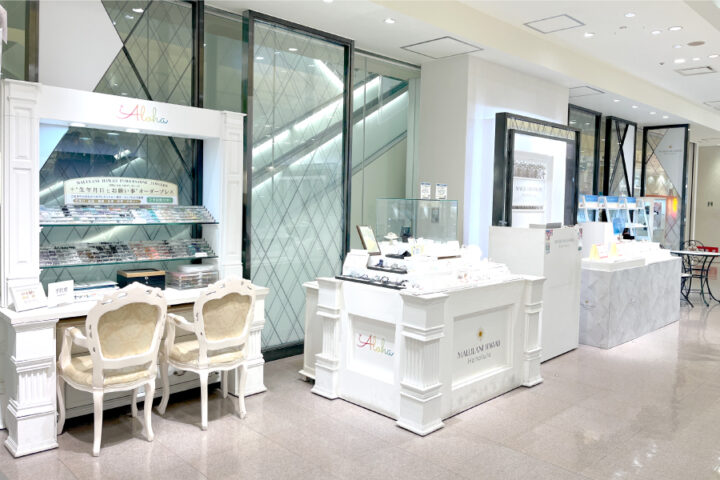 大阪ルクアイーレ店